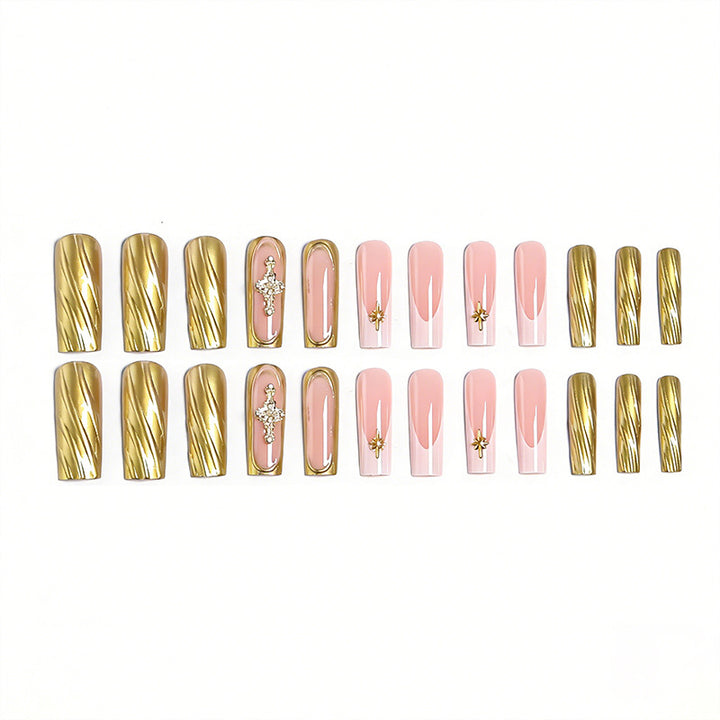 Glamorous Artificial Nail Set Kalsten