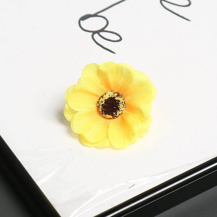 Decorative Floral Brooch for Decorative Wear