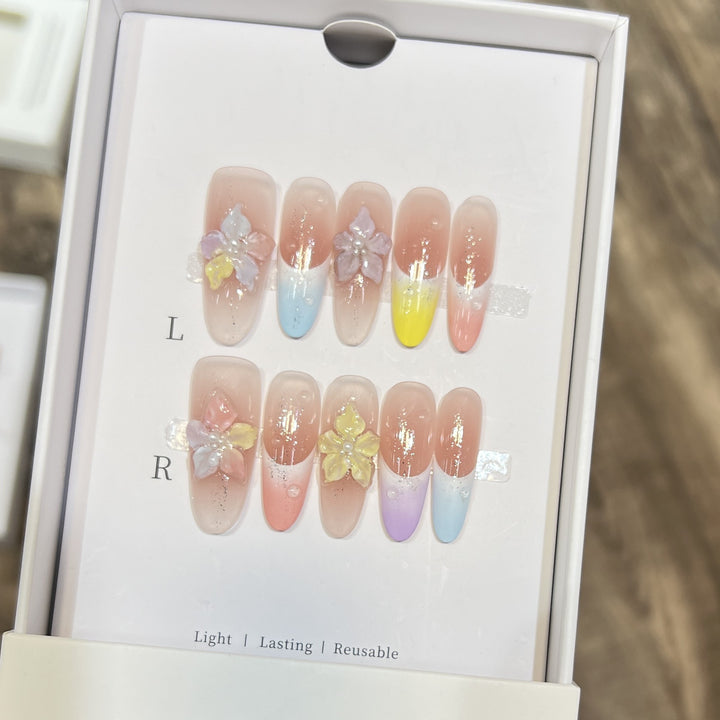 Floral-Inspired Artistic Press-On Nail Set Kalsten