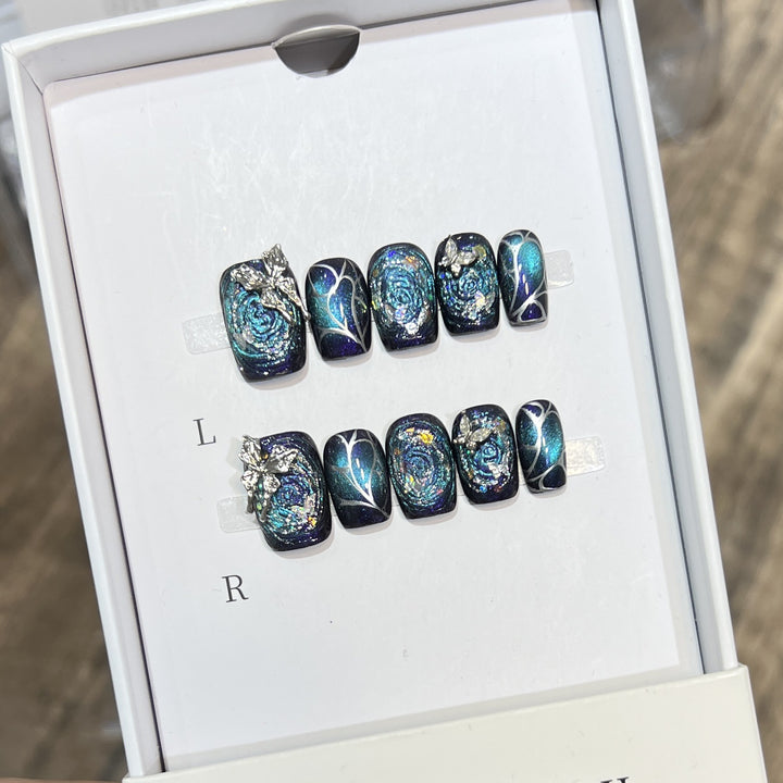 Galaxy-Themed Nail Art Extensions Kalsten