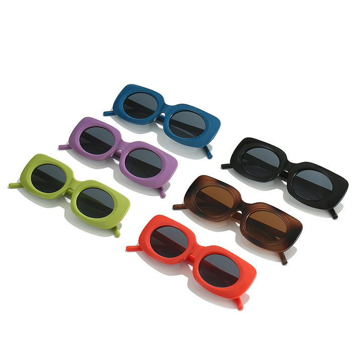 Modern Vintage-Inspired Oversized Sunglasses Kalsten