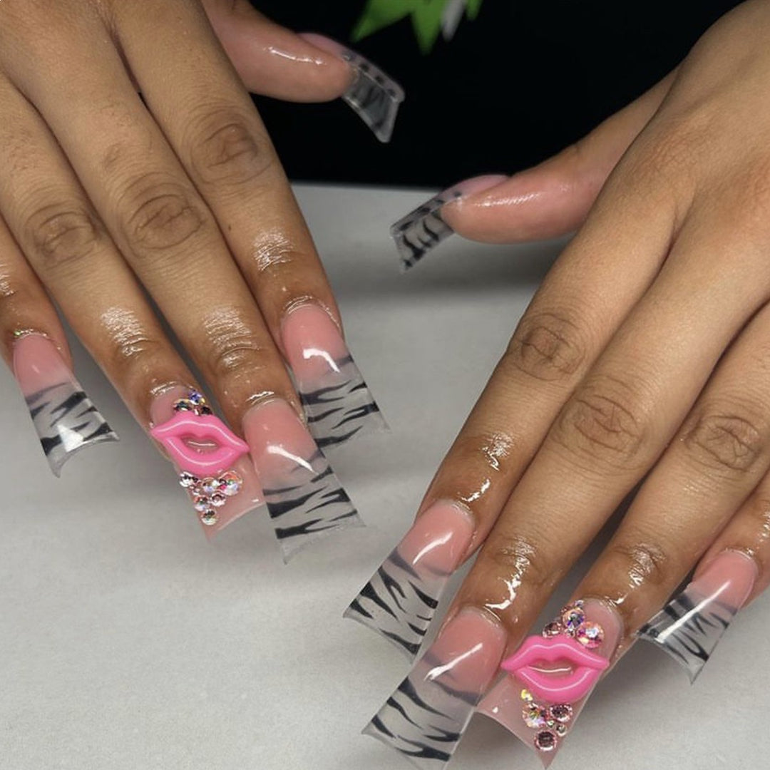 Creative nail set with stylish patterns Kalsten