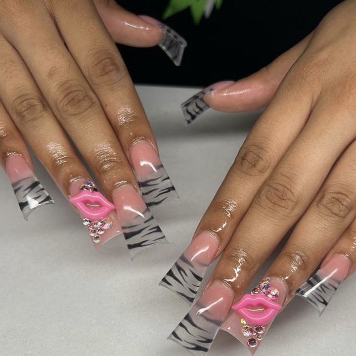 Creative nail set with stylish patterns Kalsten