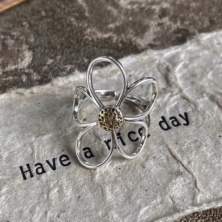 Stylish Floral Ring Kalsten