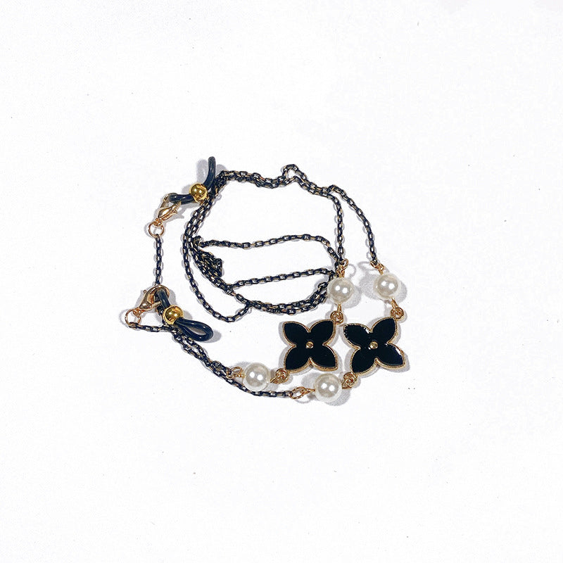 Elegant and Filigree Jewelry Band Kalsten