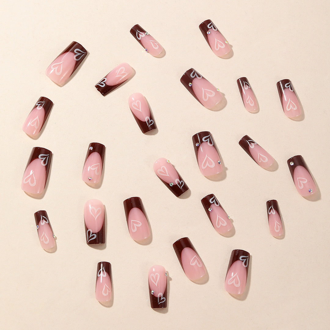 Artificial nail set with romantic heart designs Kalsten
