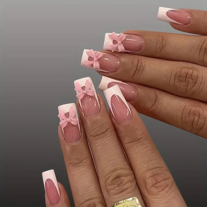 Art nail set with delicate bow decorations Kalsten