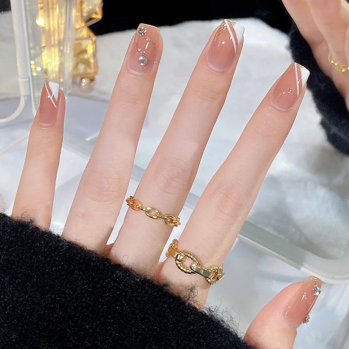 Stylish glitter decorated artificial nails Kalsten