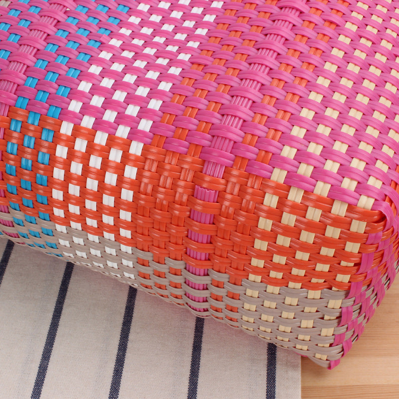 Trendy shopping bag made of handwoven material with playful details Kalsten