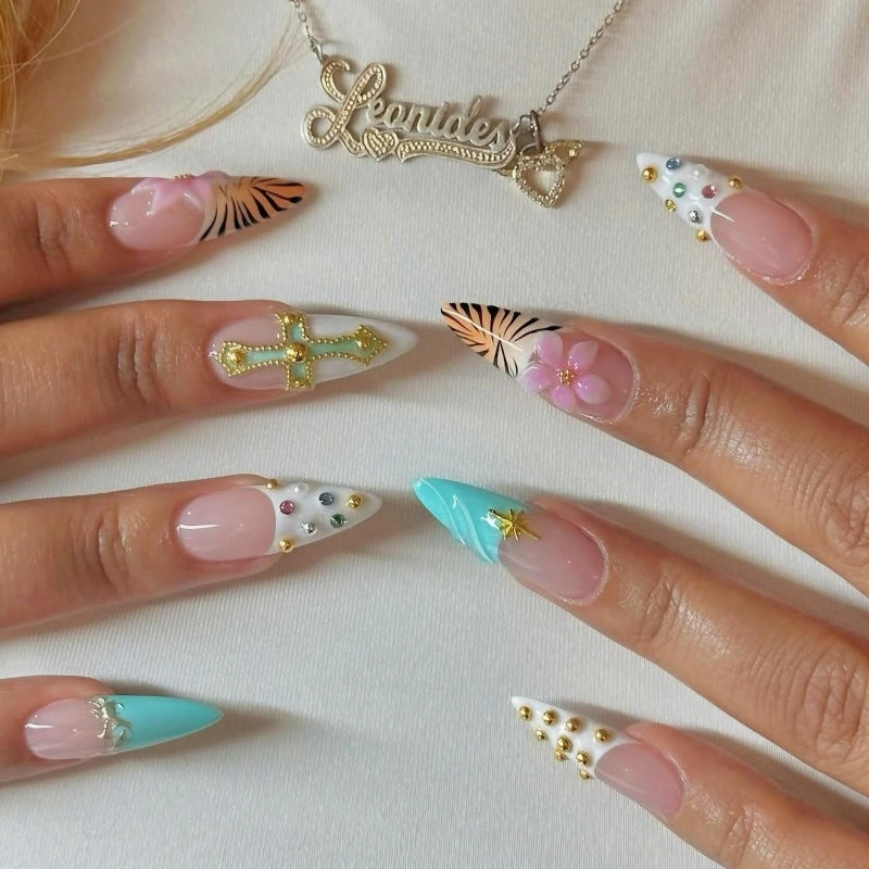 Animal-Inspired Press-On Nail Art Set Kalsten