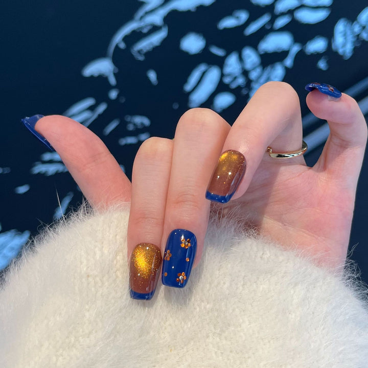 Decorative Press-On Nail Art Set with Glitter and Floral Accents Kalsten