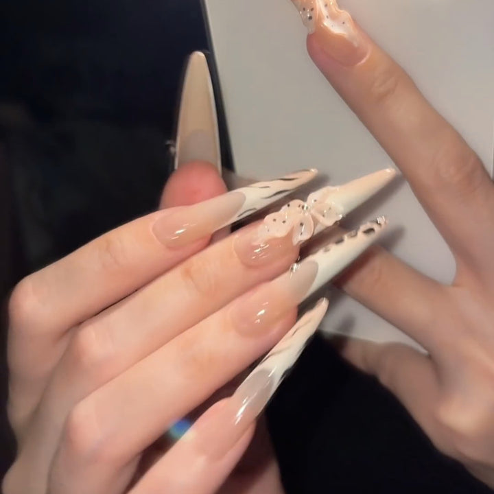 Elegant artificial nails with flower and animal design Kalsten