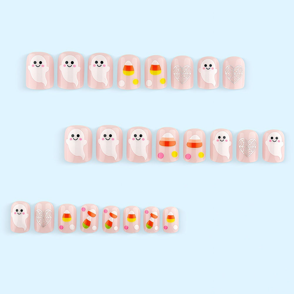 Artificial nails for Halloween with cute ghost motifs Kalsten