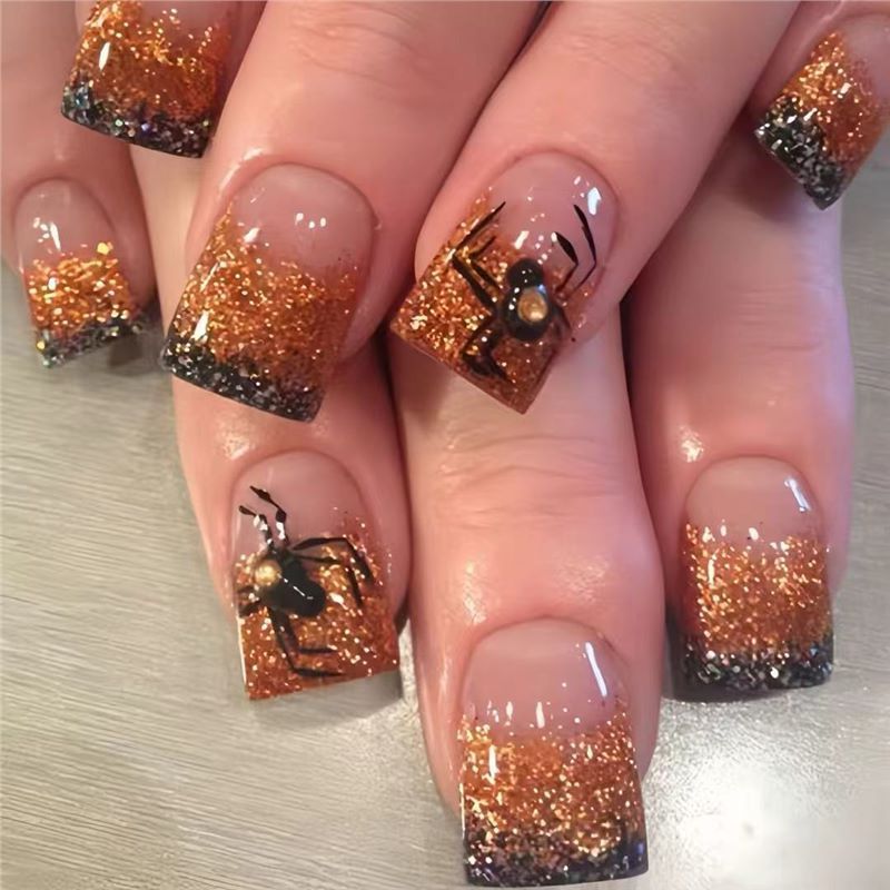 Glittery Spider-Themed Nail Art Extensions Kalsten