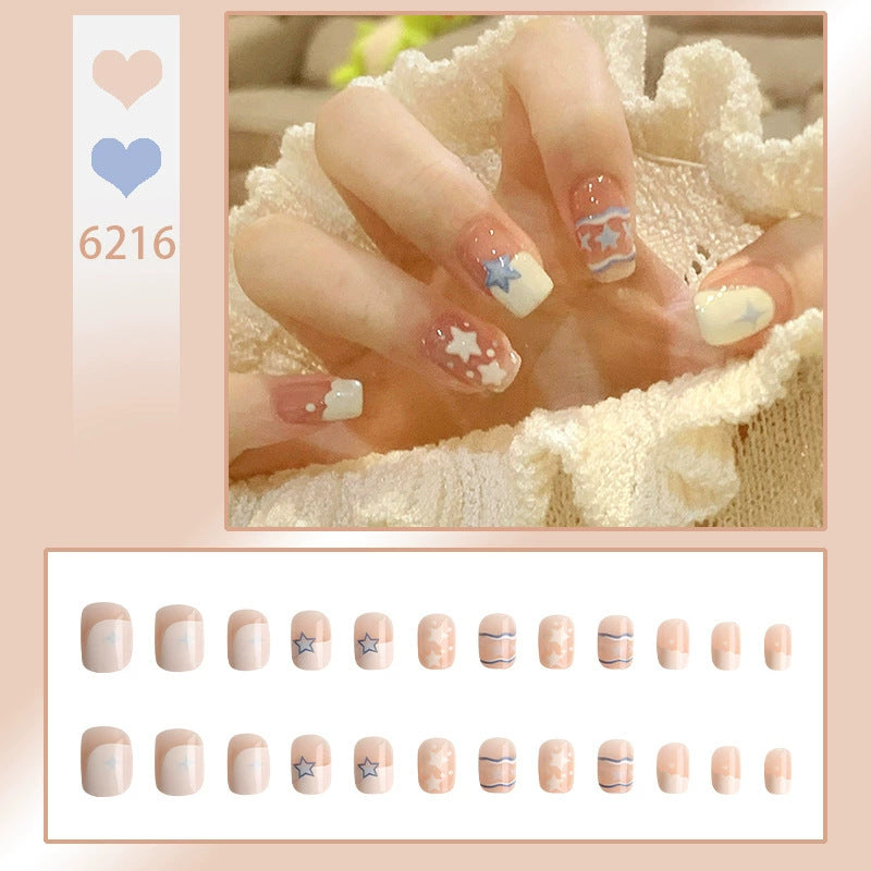 Minimalist Press-On Nail Art