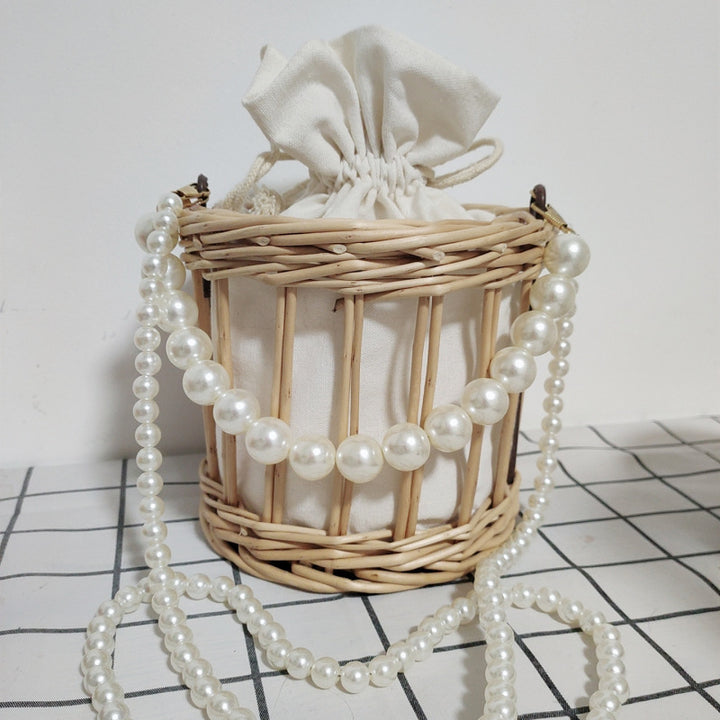 Women’s handbag with pearl chain Kalsten