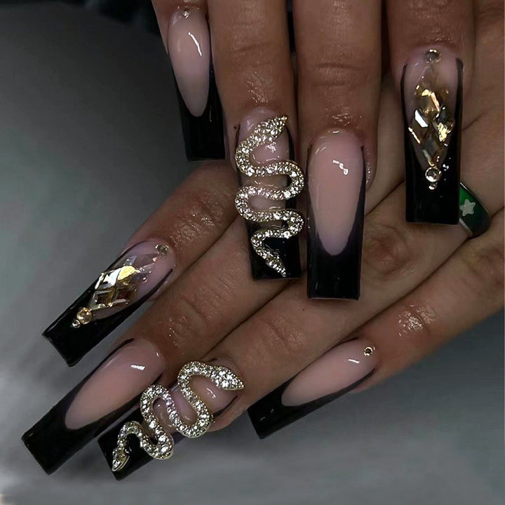 Artificial nail tips with glamorous snake design Kalsten