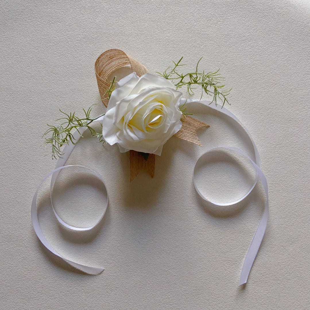 Elegant Floral Hair Corsage