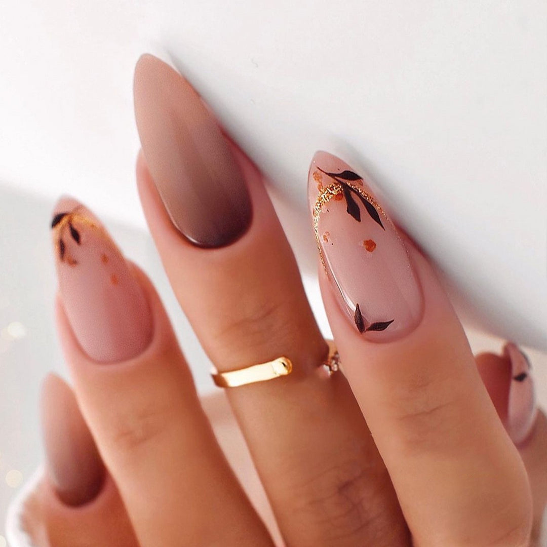 Creative nail art set with leopard pattern and glitter accents Kalsten