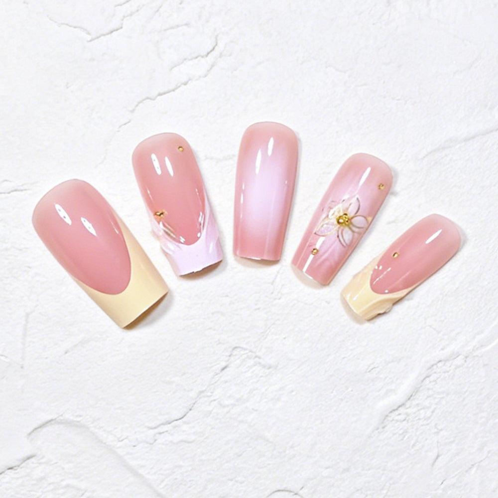Elegant Floral Accent Press-On Nails Kalsten