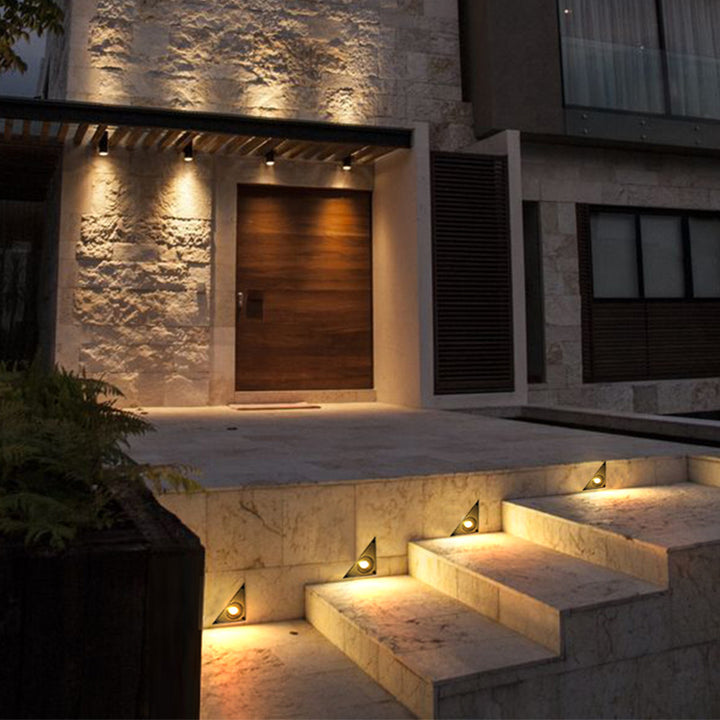 Adjustable LED Spotlight