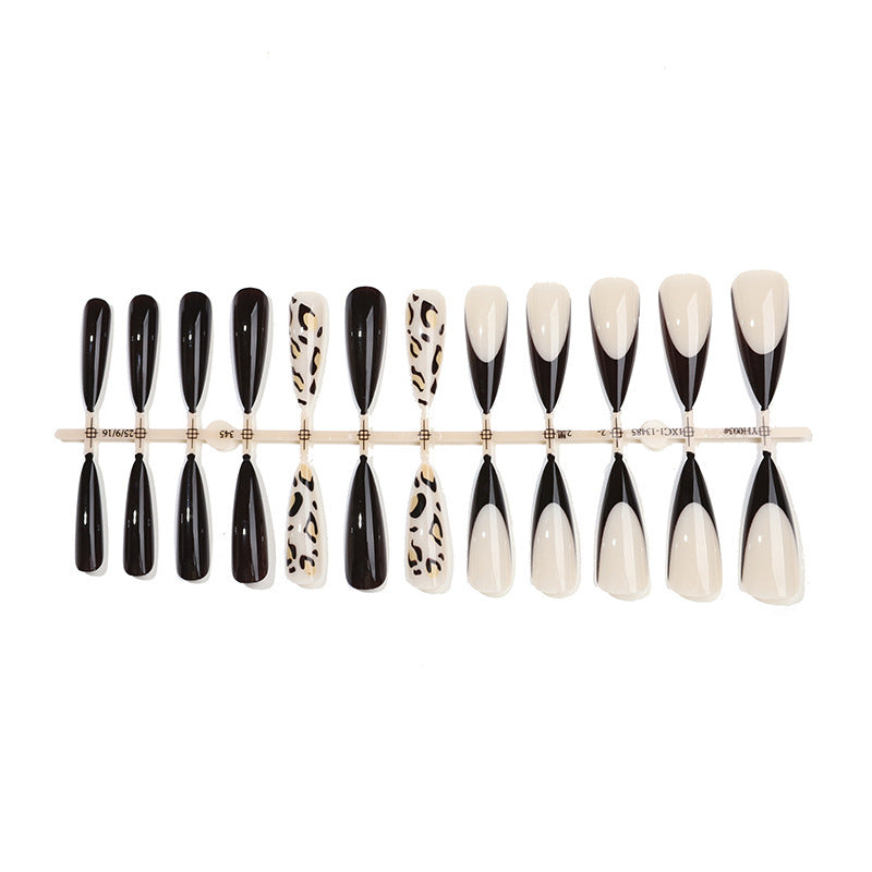 Artificial nail set with elegant tips and fashionable patterns Kalsten