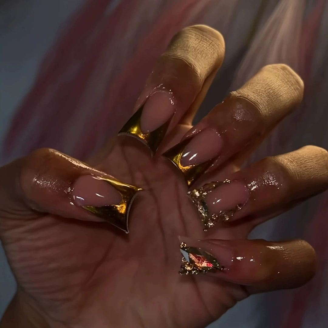 Glamorous Floral-Embellished Nail Art Extensions Kalsten