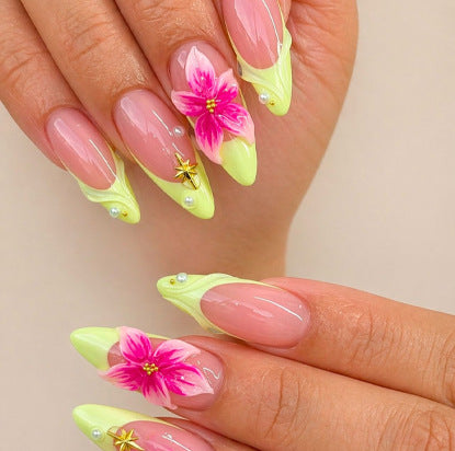 Floral Articulated Nail Enhancements Kalsten