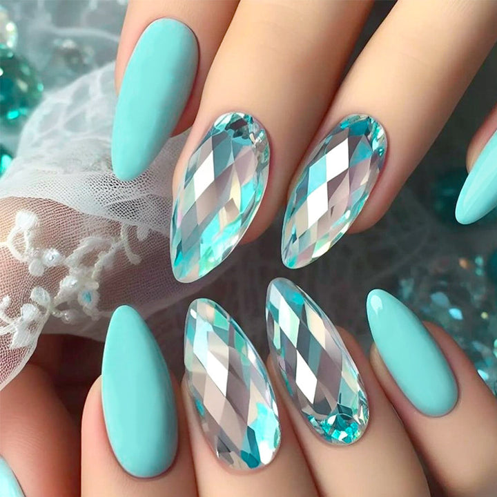 Acrylic nail set with elegant gradient and unique designs Kalsten