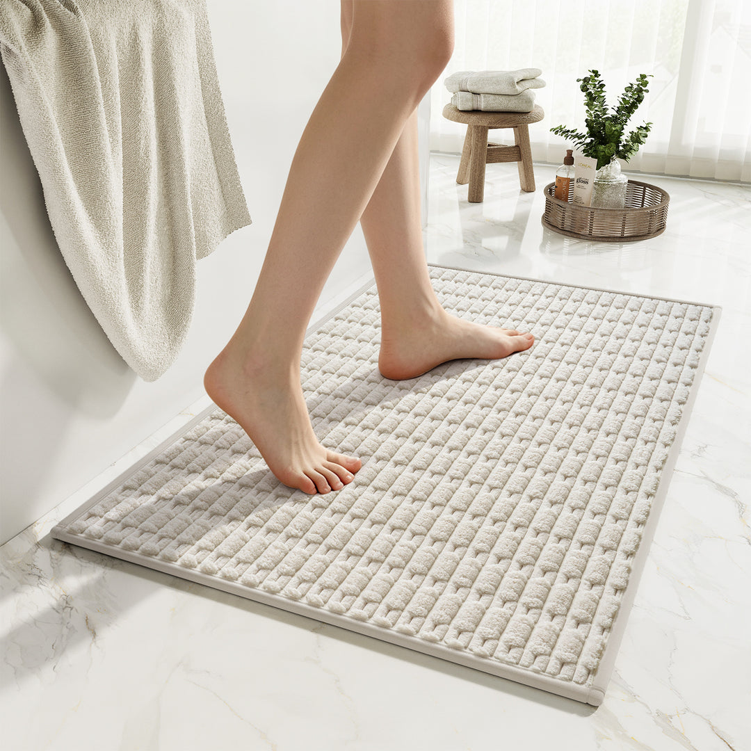 Absorbent Textured Bathroom Mat