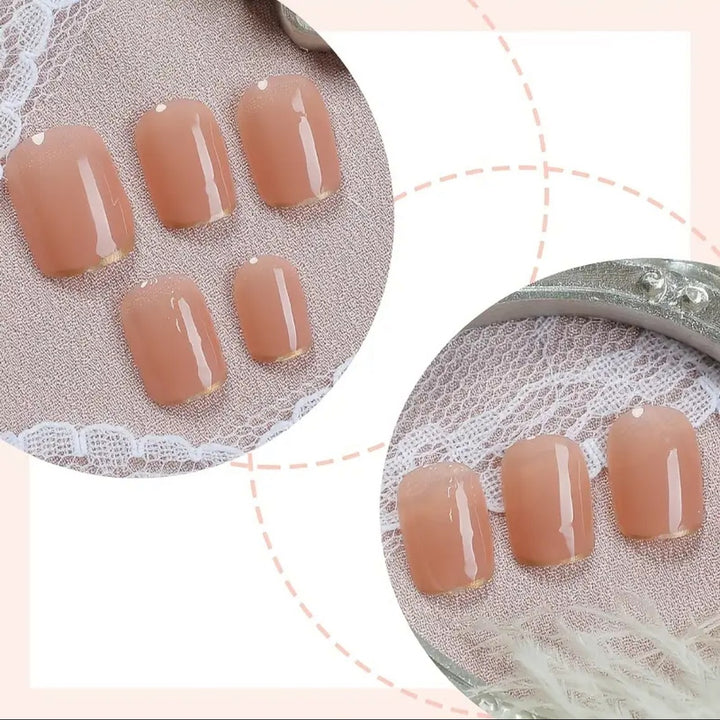 Nail art set with elegant gold accents Kalsten