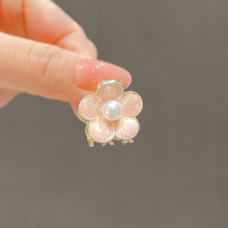 Floral Pearl-Embellished Hair Clip Kalsten