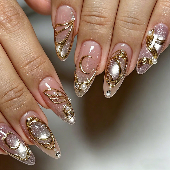 Artful nail set with floral accents Kalsten