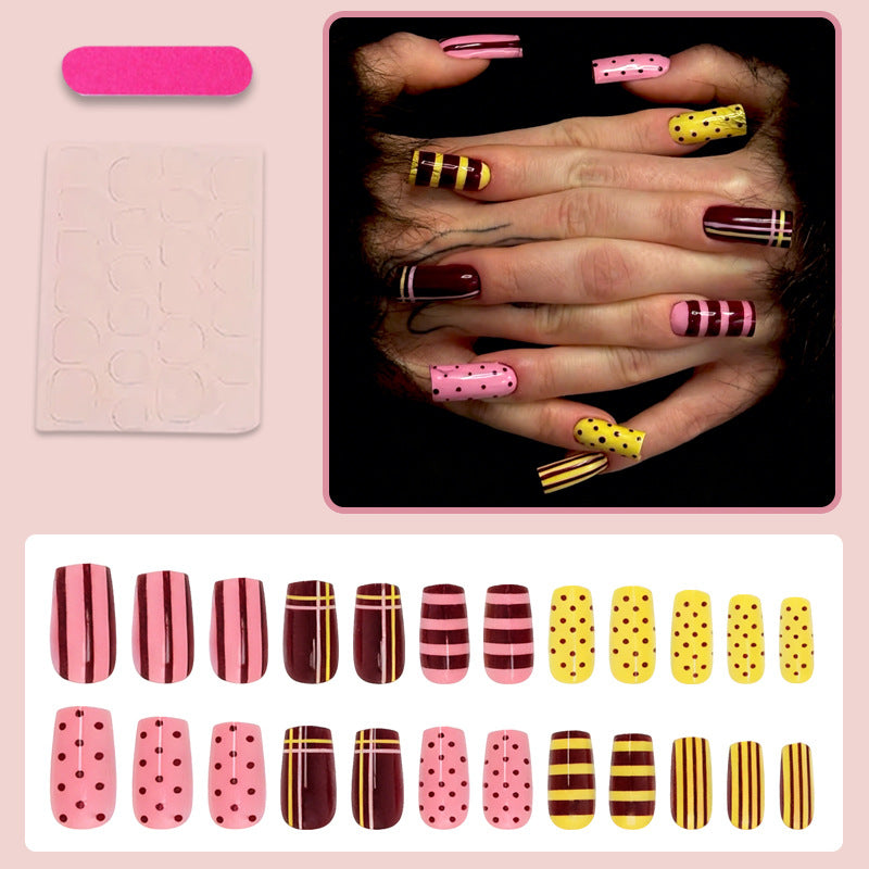 Nail art set with stylish geometric designs Kalsten