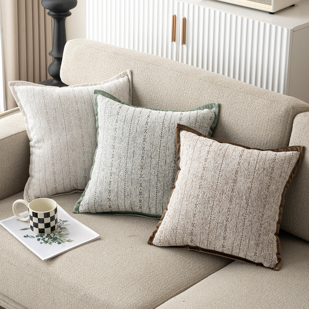 Elegant Pattern Decorative Pillow
