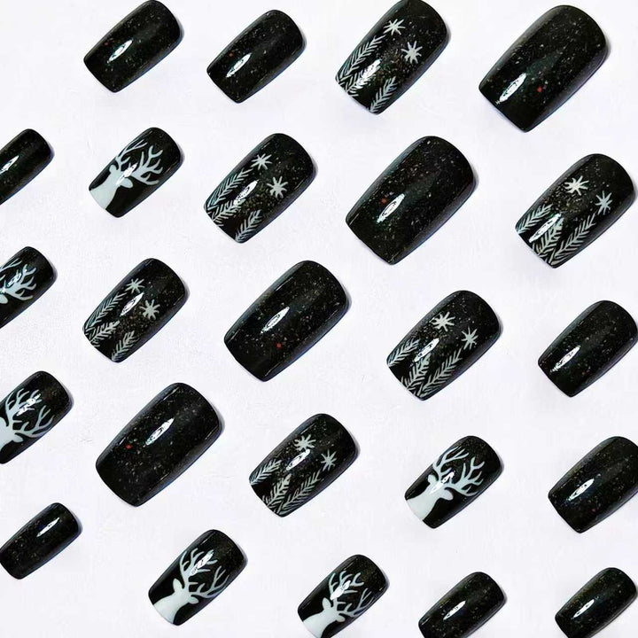 Festive Winter-Themed Nail Art Kalsten