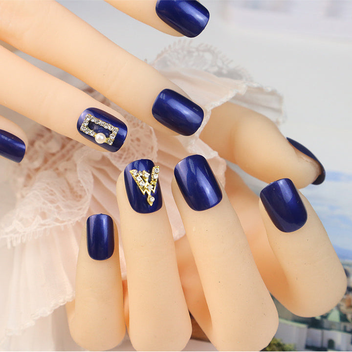 Premium Decorative Press-On Nail Set Kalsten