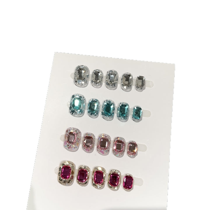 Sparkling Rhinestone 3D Press-On Nail Art