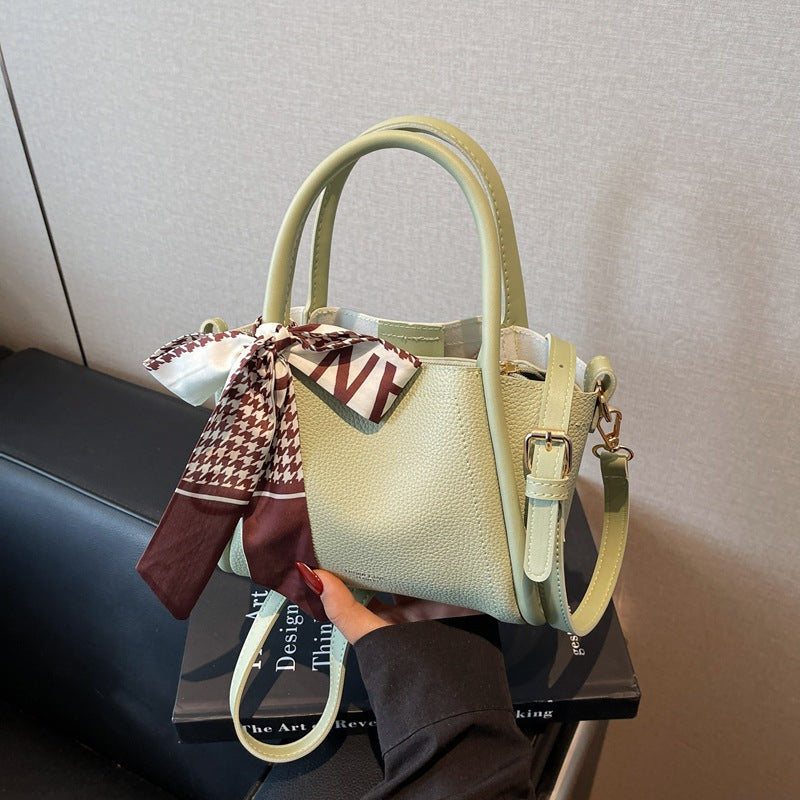 Fashionable Structured Handbag Kalsten