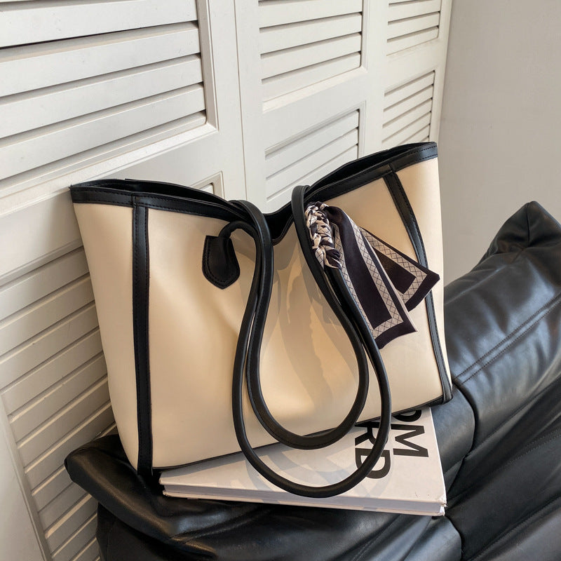 Elegant Large Tote Handbag Kalsten