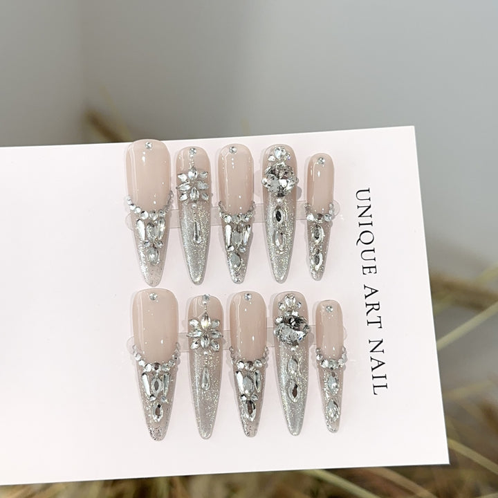 Glamorous Rhinestone-Embellished Press-On Nail Set