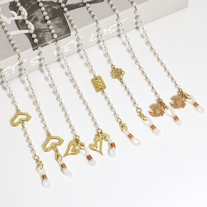 Heart-Shaped Beaded Eyewear Chain Kalsten