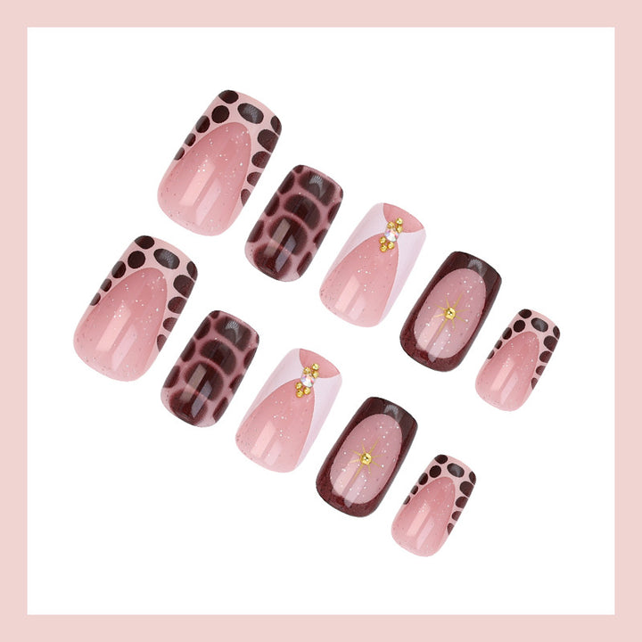 Creative Nail Art with stylish designs Kalsten