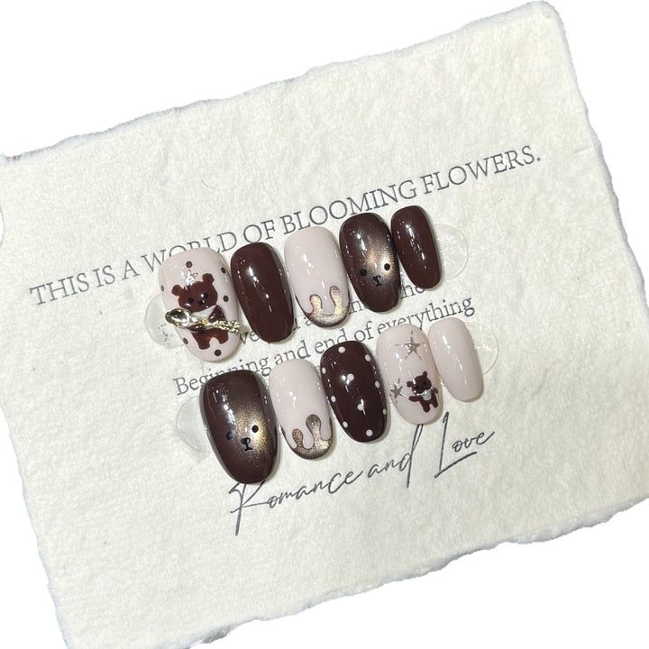 Whimsical Animal-Themed Press-On Nail Art Set Kalsten