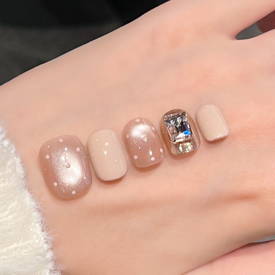 Elegant Press-On Nail Art Set Kalsten