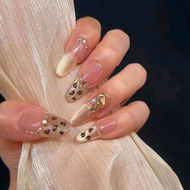 Glamorous Animal Print Press-On Nails Kalsten