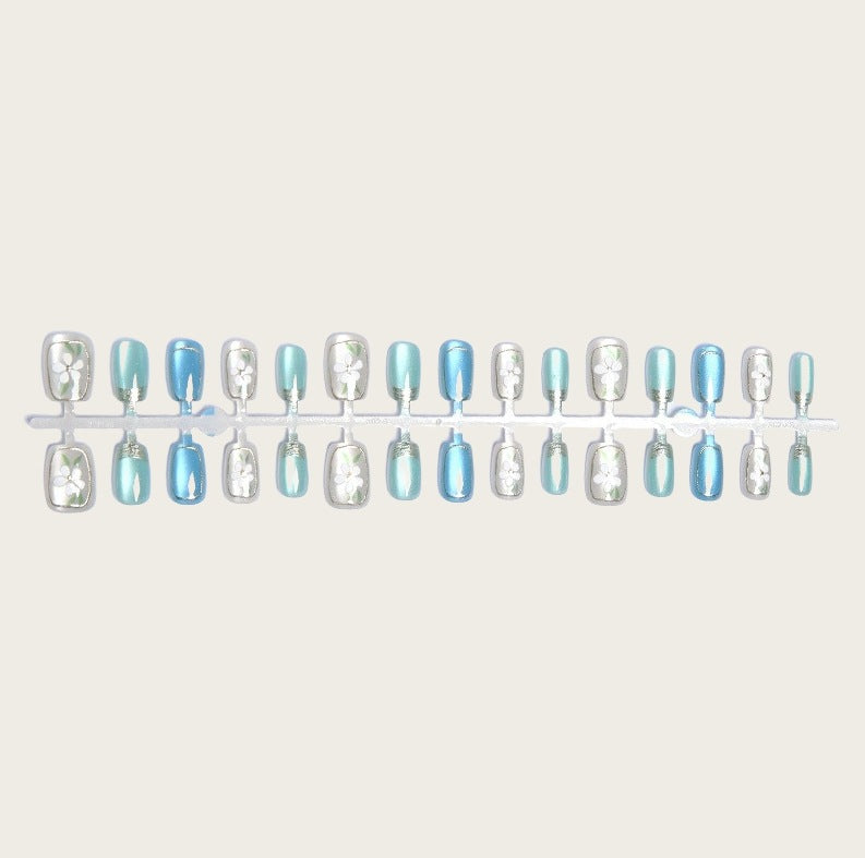 Detailed Floral Press-On Nail Art Set Kalsten
