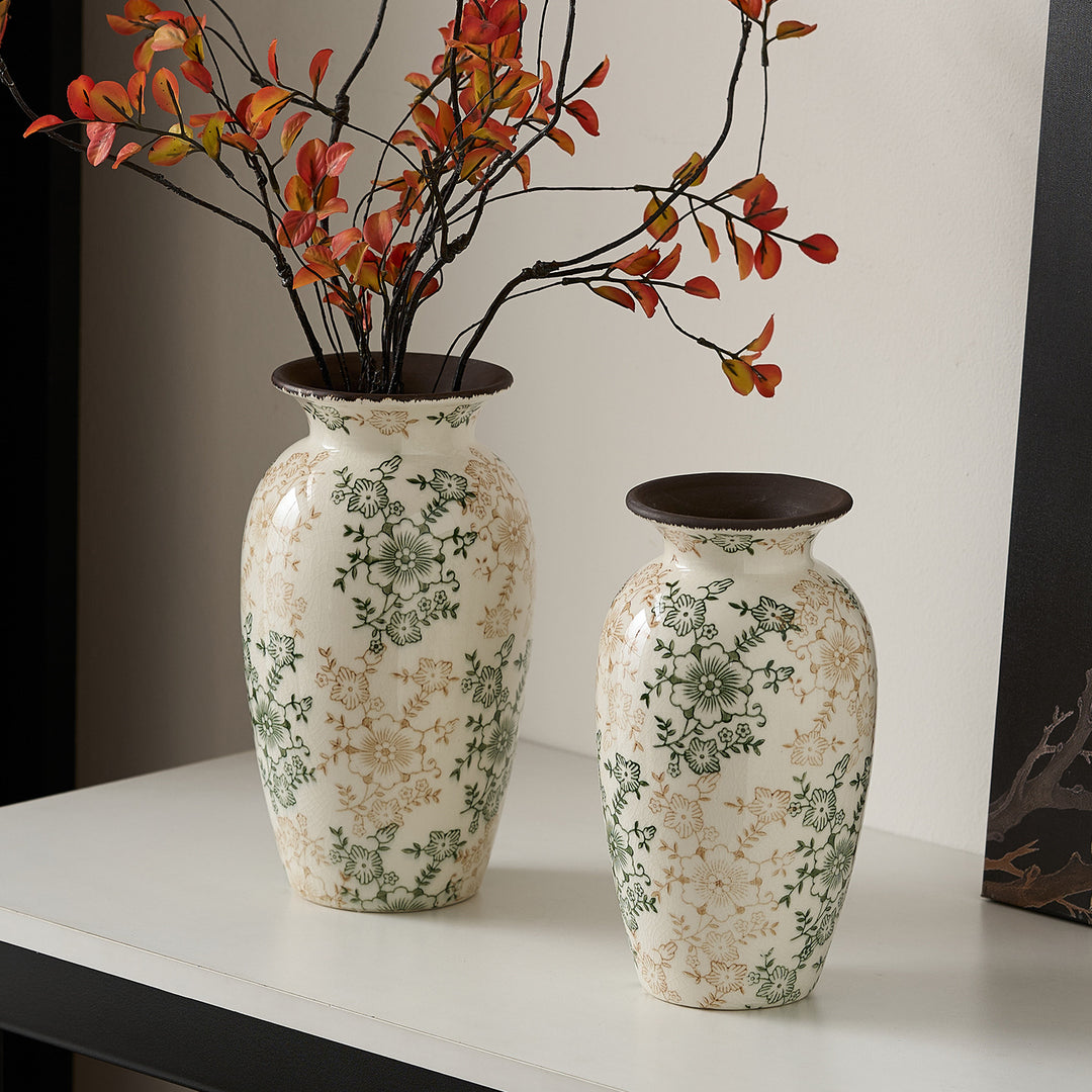 Decorative porcelain vase with floral design Kalsten