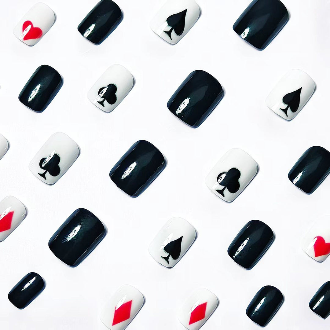 Artificial nails with playing card design Kalsten
