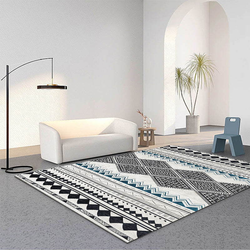 Geometric Patterned Area Rug